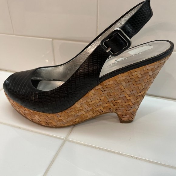 Banana Republic Wedge Heels - 6 - Picture 6 of 8